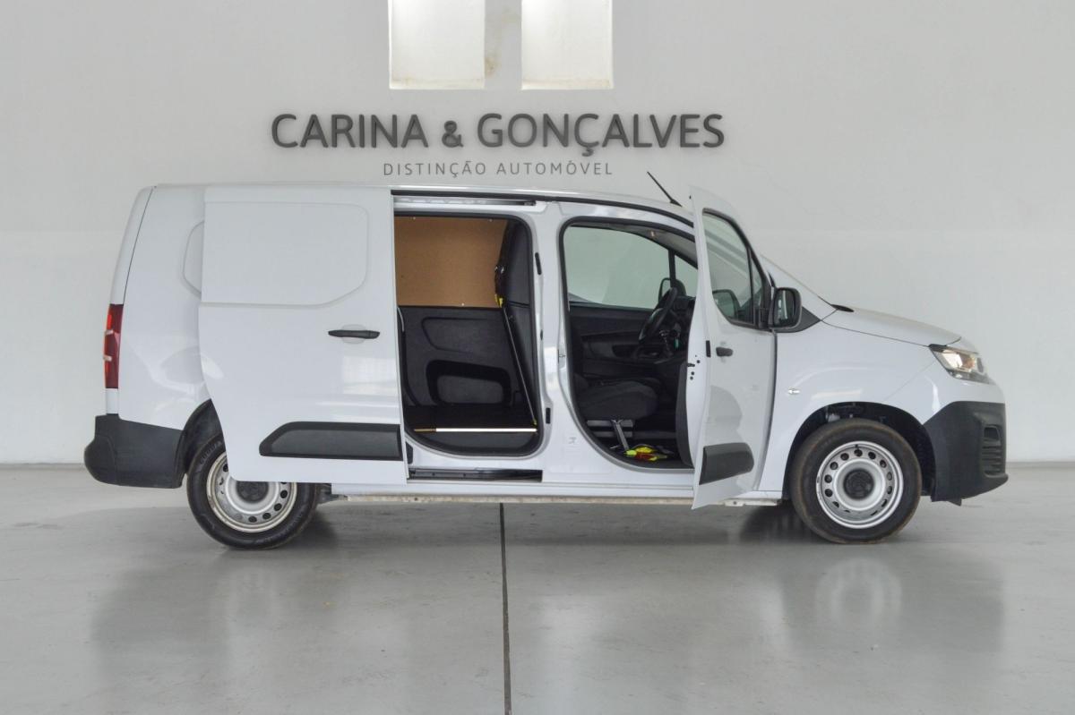 citroen-berlingo-2023-diesel-1499cc