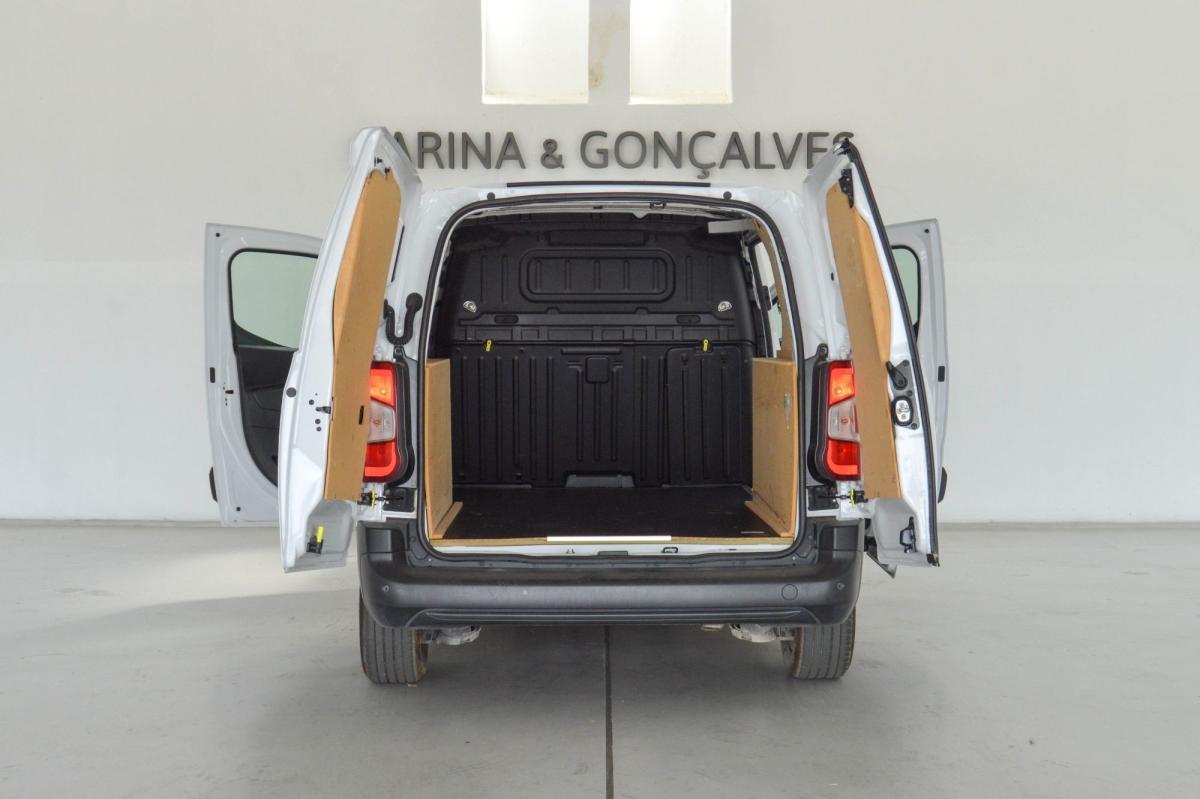 citroen-berlingo-2023-diesel-1499cc