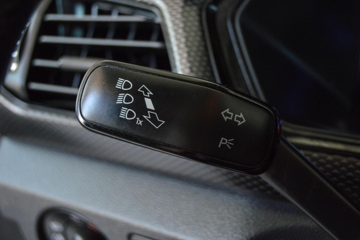 volkswagen-t-cross-2023-gasolina-999cc