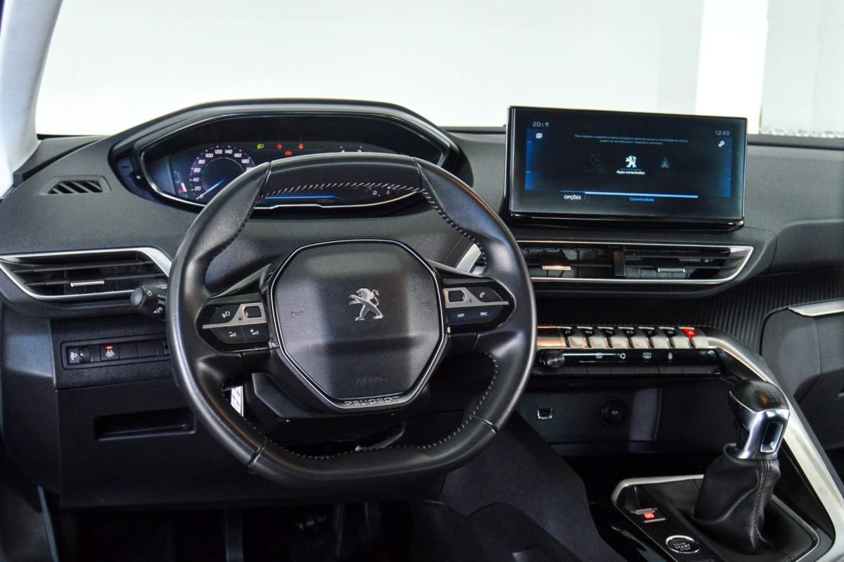 peugeot-3008-2022-diesel-1499cc