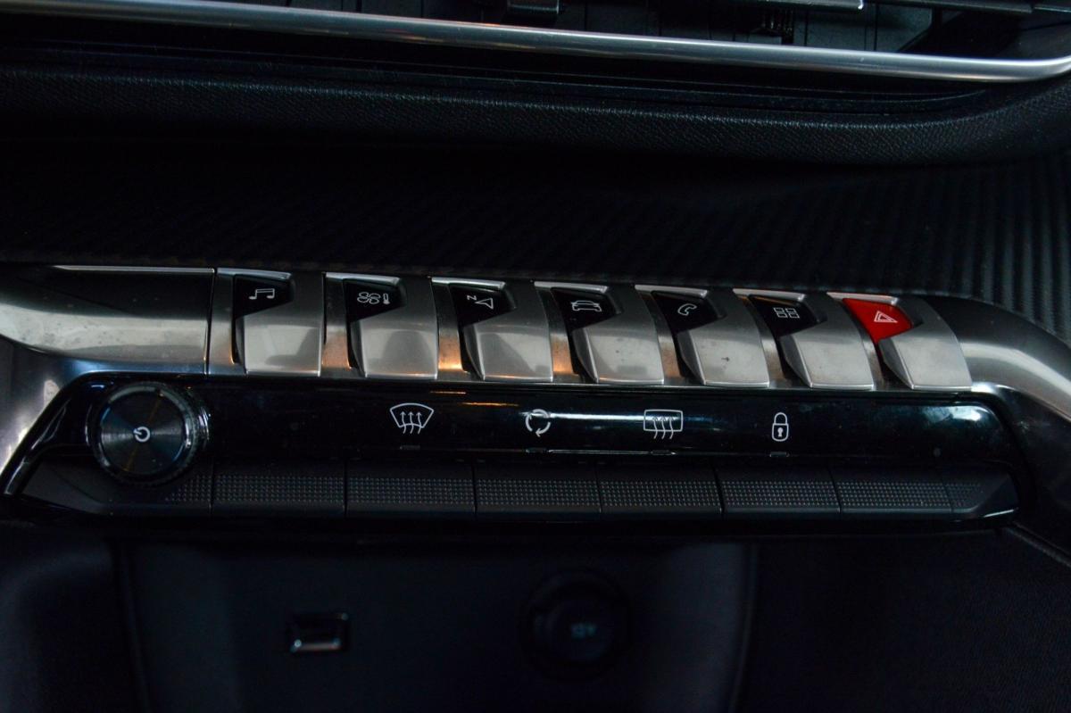 peugeot-3008-2022-diesel-1499cc