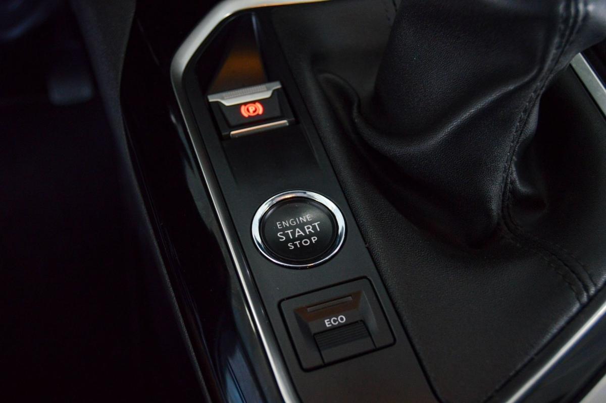 peugeot-3008-2022-diesel-1499cc