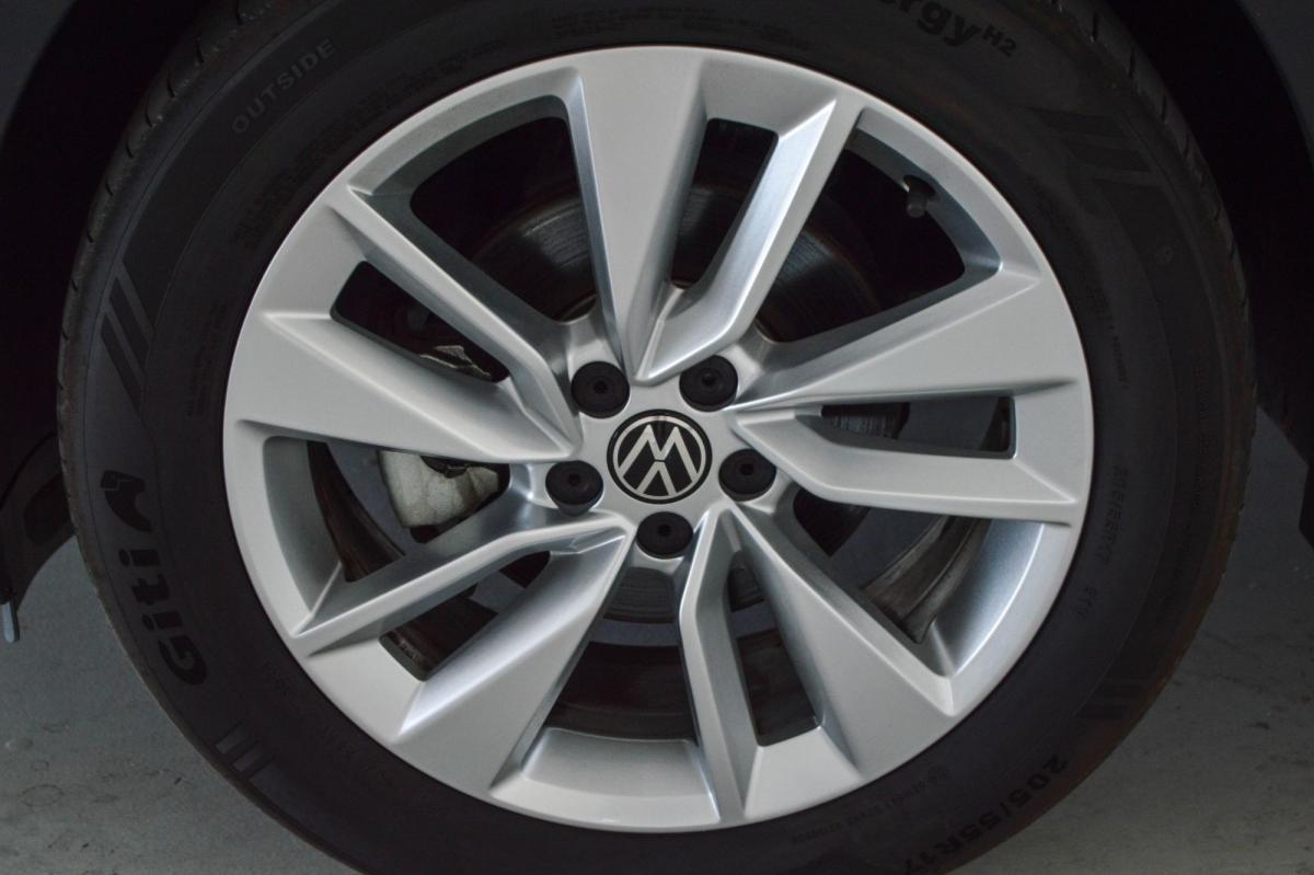 volkswagen-taigo-2025-gasolina-999cc