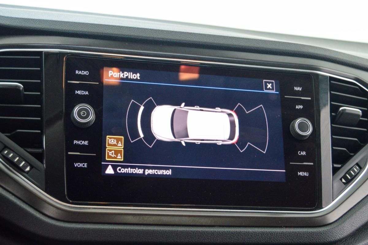 volkswagen-t-roc-2019-diesel-1598cc