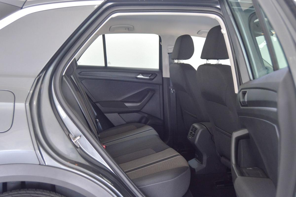 volkswagen-t-roc-2019-diesel-1598cc