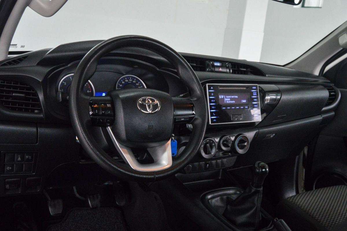 toyota-hilux-2020-diesel-2393cc