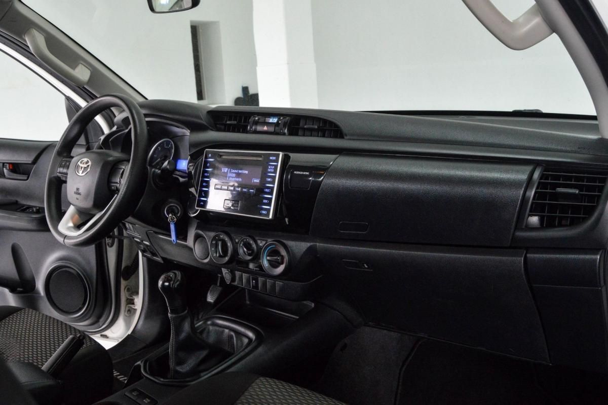 toyota-hilux-2020-diesel-2393cc