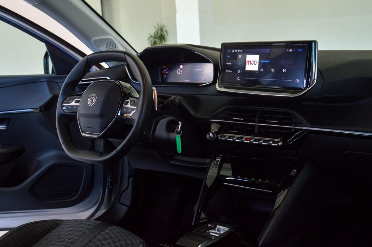 peugeot-208-2025-gasolina-1199cc