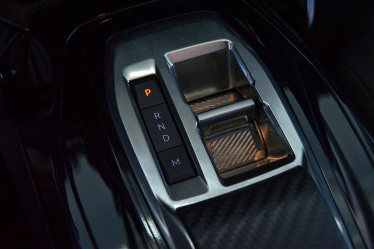 peugeot-208-2025-gasolina-1199cc