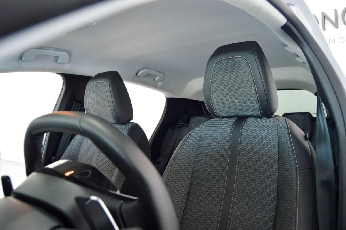 peugeot-208-2025-gasolina-1199cc