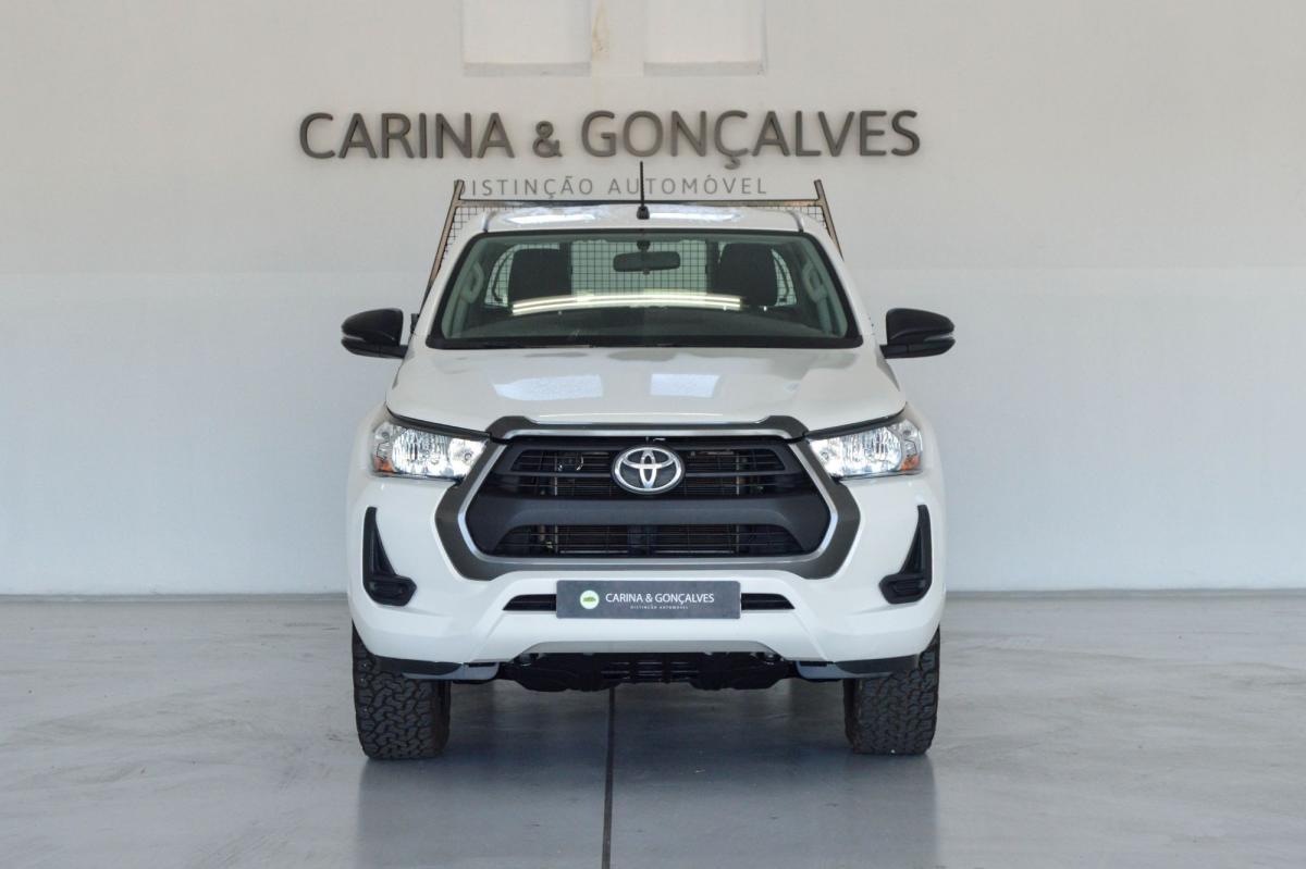 toyota-hilux-2023-diesel-2393cc