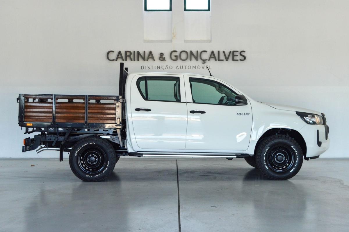 toyota-hilux-2023-diesel-2393cc