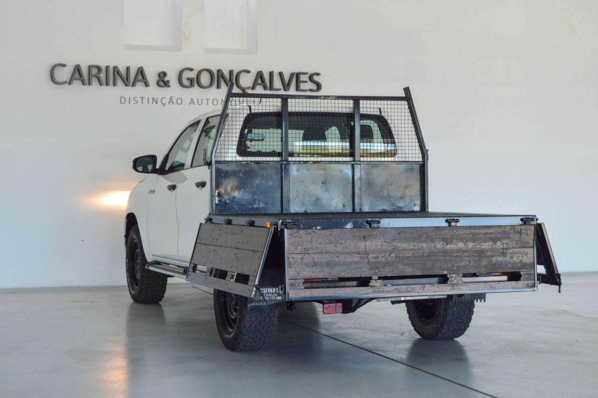 toyota-hilux-2023-diesel-2393cc