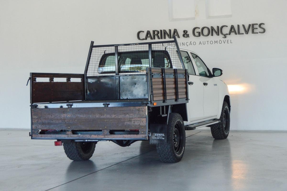 toyota-hilux-2023-diesel-2393cc