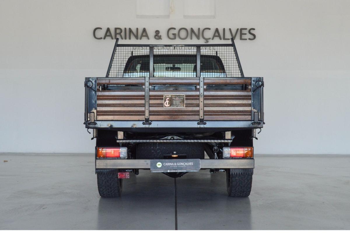 toyota-hilux-2023-diesel-2393cc