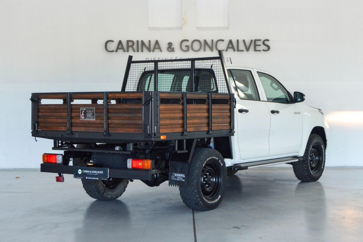 toyota-hilux-2023-diesel-2393cc