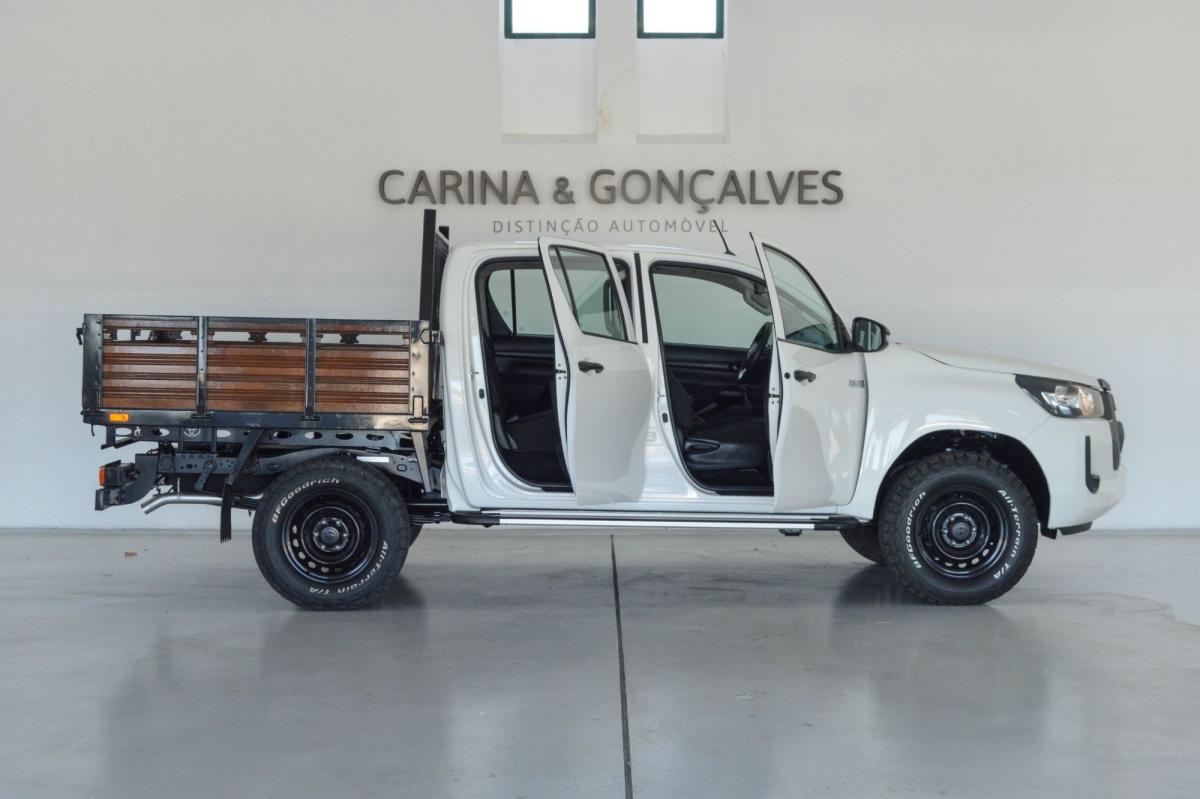 toyota-hilux-2023-diesel-2393cc