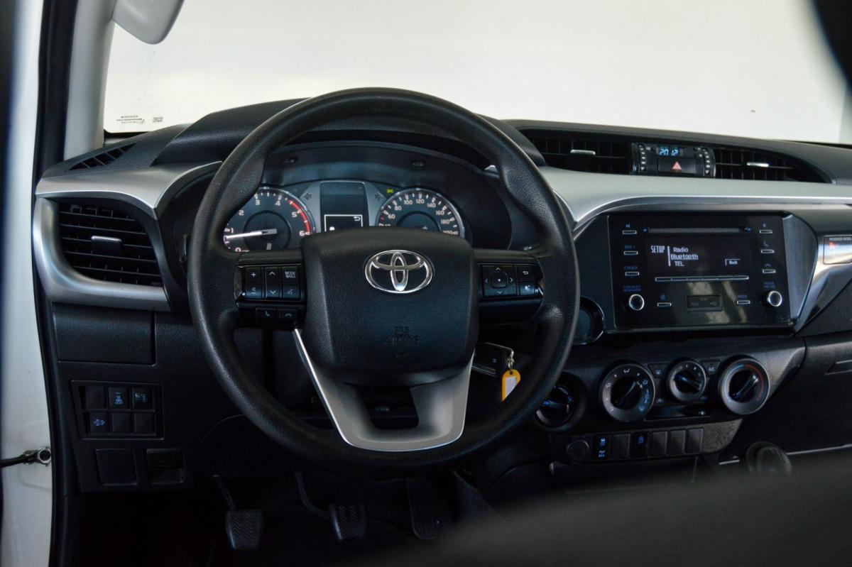toyota-hilux-2023-diesel-2393cc