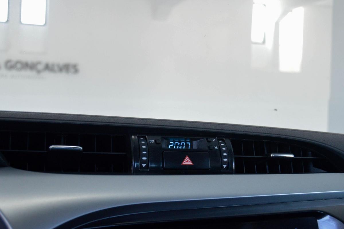 toyota-hilux-2023-diesel-2393cc