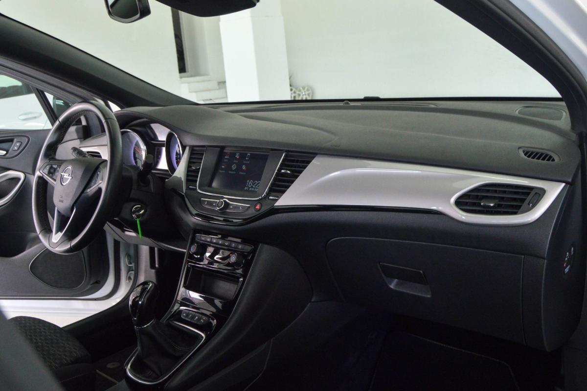 opel-astra-sport-tourer-2021-diesel-1496cc