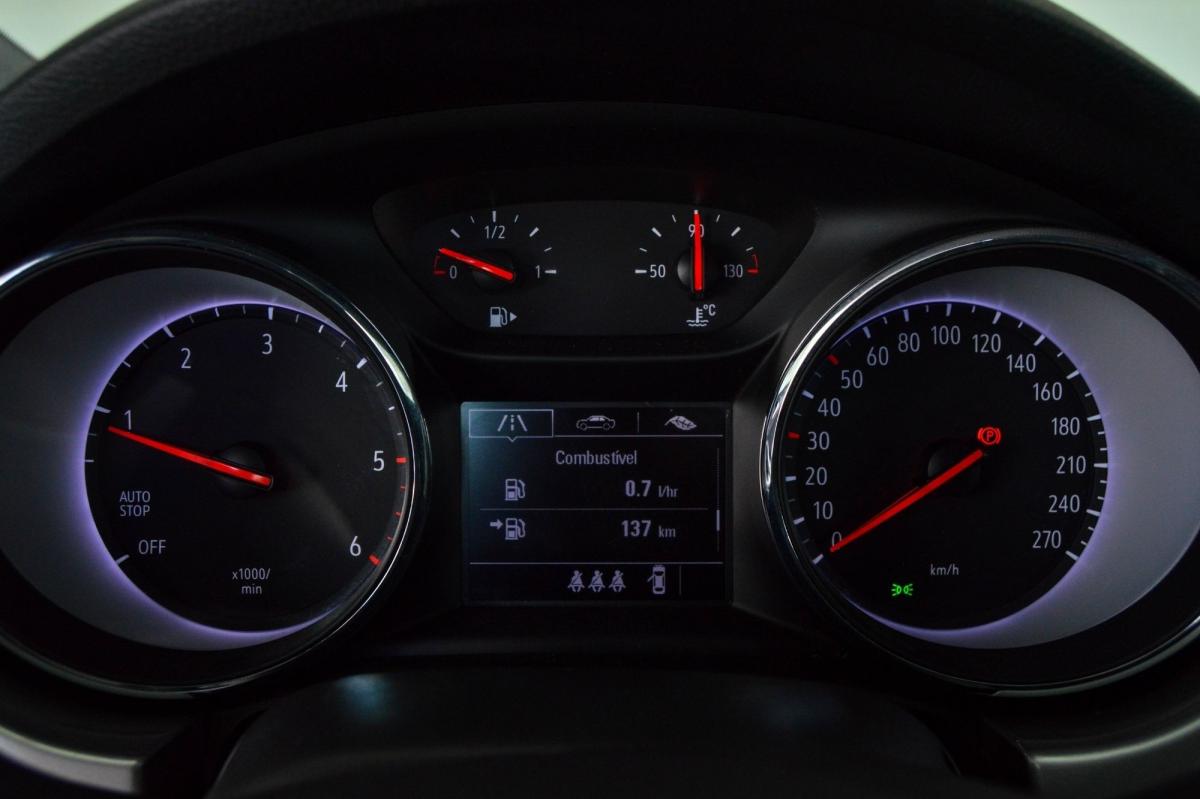 opel-astra-sport-tourer-2021-diesel-1496cc