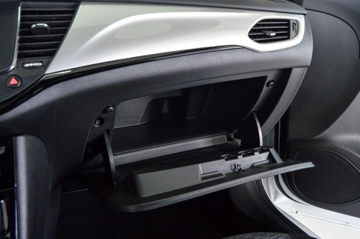 opel-astra-sport-tourer-2021-diesel-1496cc
