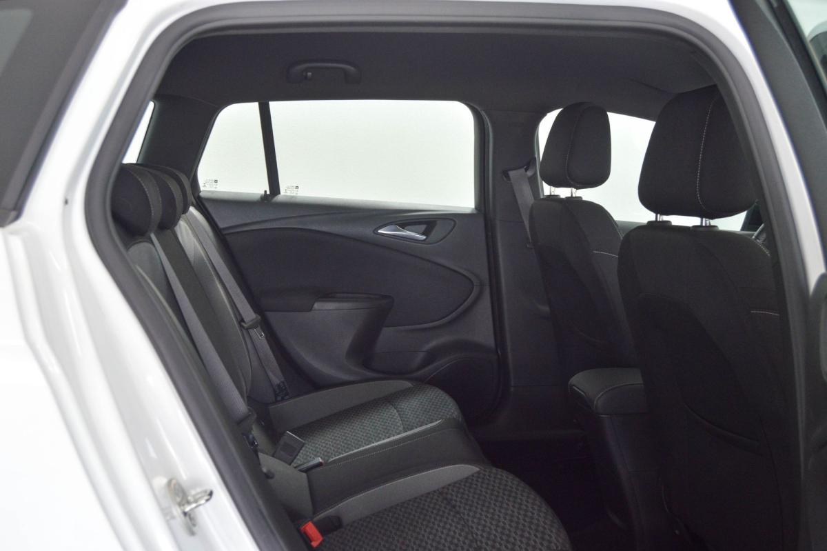 opel-astra-sport-tourer-2021-diesel-1496cc