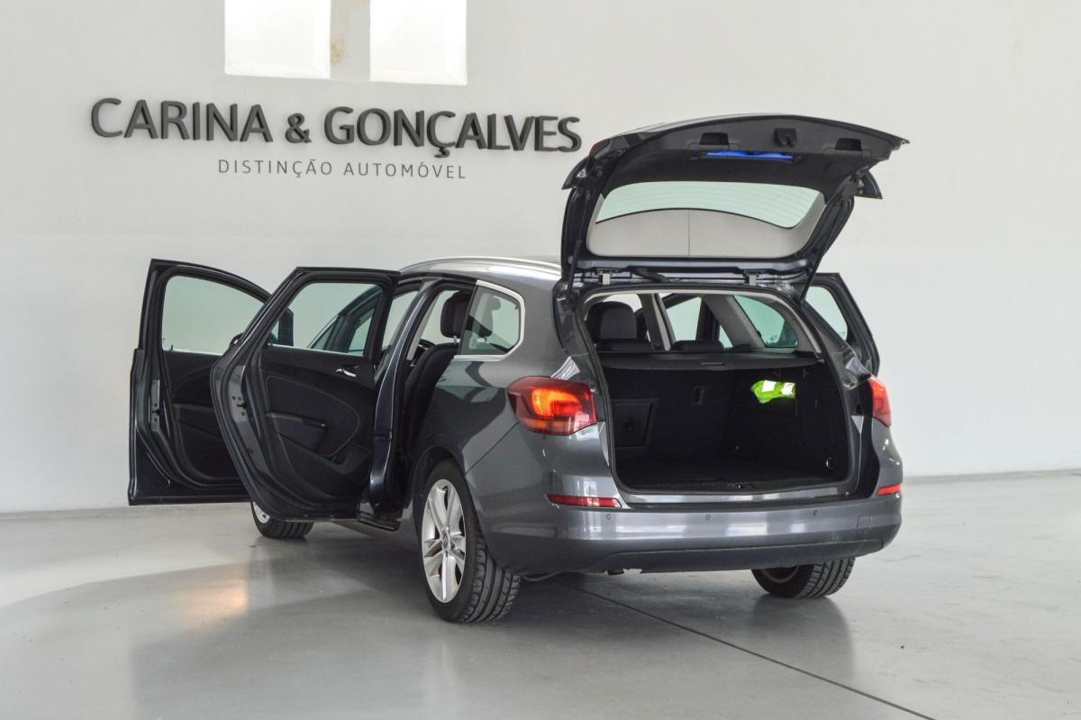 opel-astra-sport-tourer-2010-diesel-1686cc