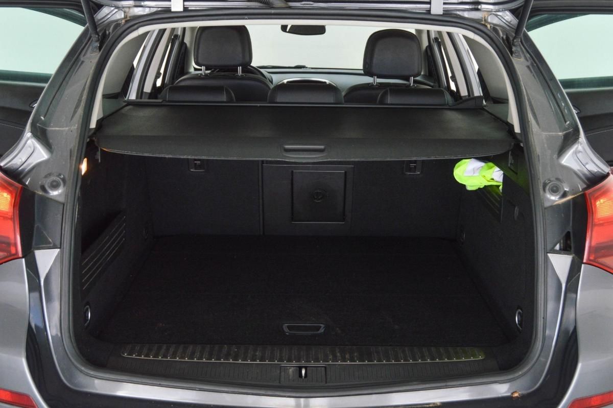 opel-astra-sport-tourer-2010-diesel-1686cc