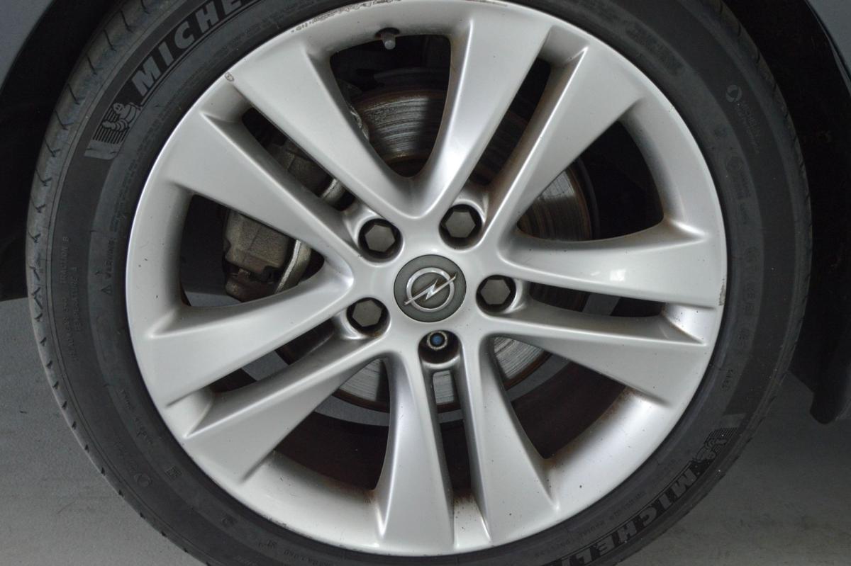 opel-astra-sport-tourer-2010-diesel-1686cc