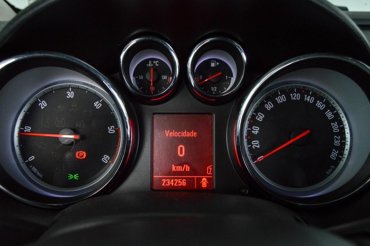 opel-astra-sport-tourer-2010-diesel-1686cc
