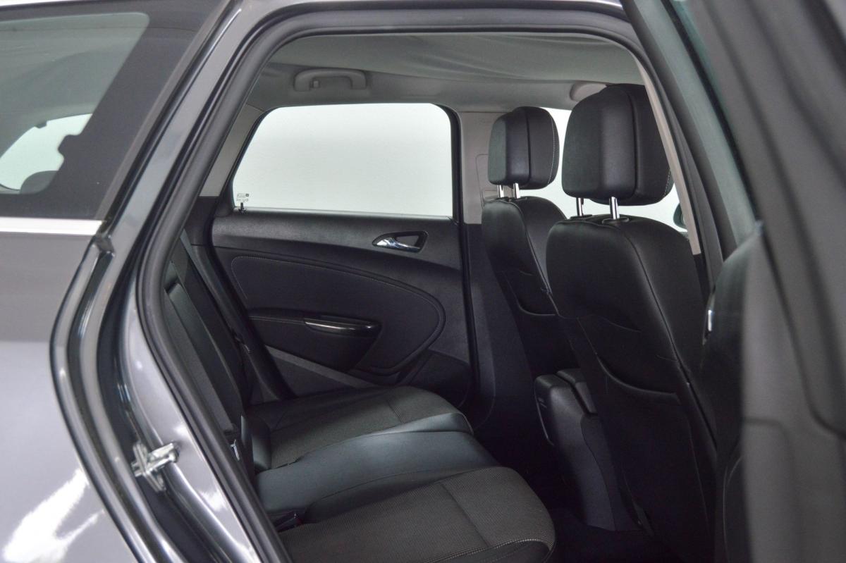 opel-astra-sport-tourer-2010-diesel-1686cc
