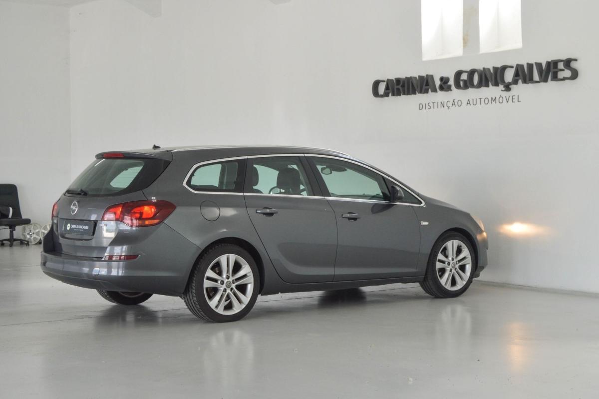 opel-astra-sport-tourer-2010-diesel-1686cc