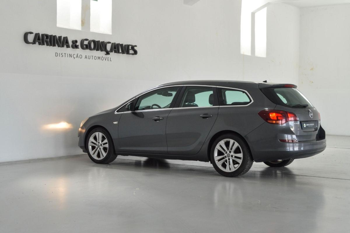 opel-astra-sport-tourer-2010-diesel-1686cc