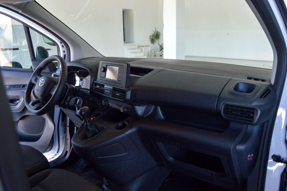 toyota-proace-2023-diesel-1499cc