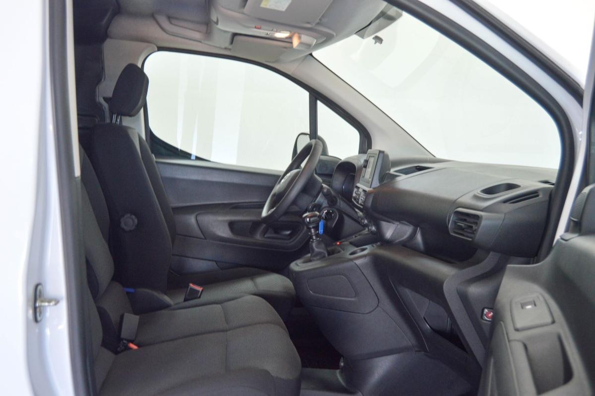 toyota-proace-2023-diesel-1499cc