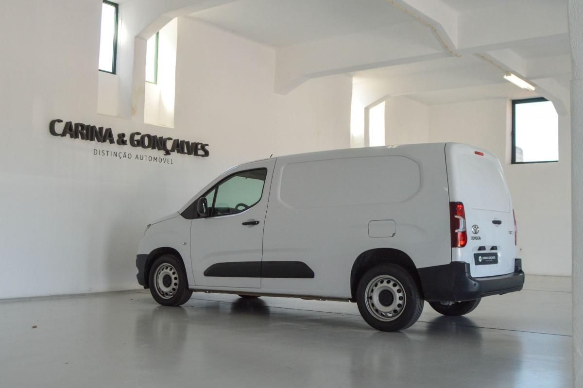toyota-proace-2023-diesel-1499cc
