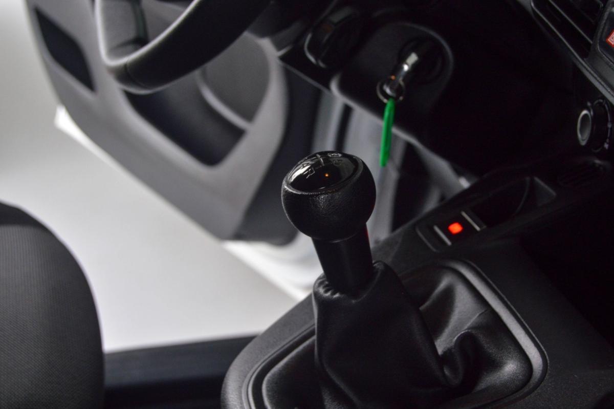 peugeot-partner-2019-diesel-1560cc