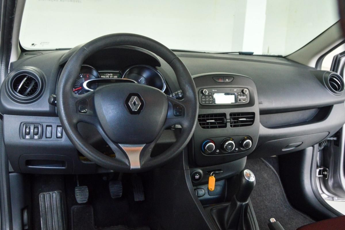 renault-clio-sport-tourer-2016-diesel-1461cc