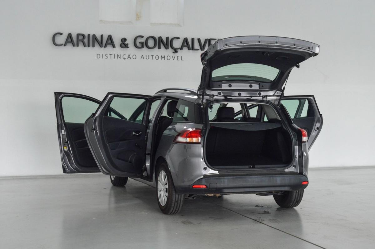 renault-clio-sport-tourer-2016-diesel-1461cc
