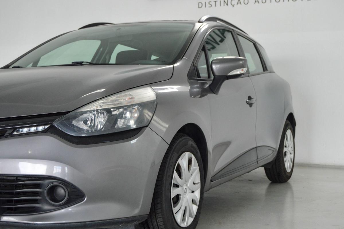 renault-clio-sport-tourer-2016-diesel-1461cc