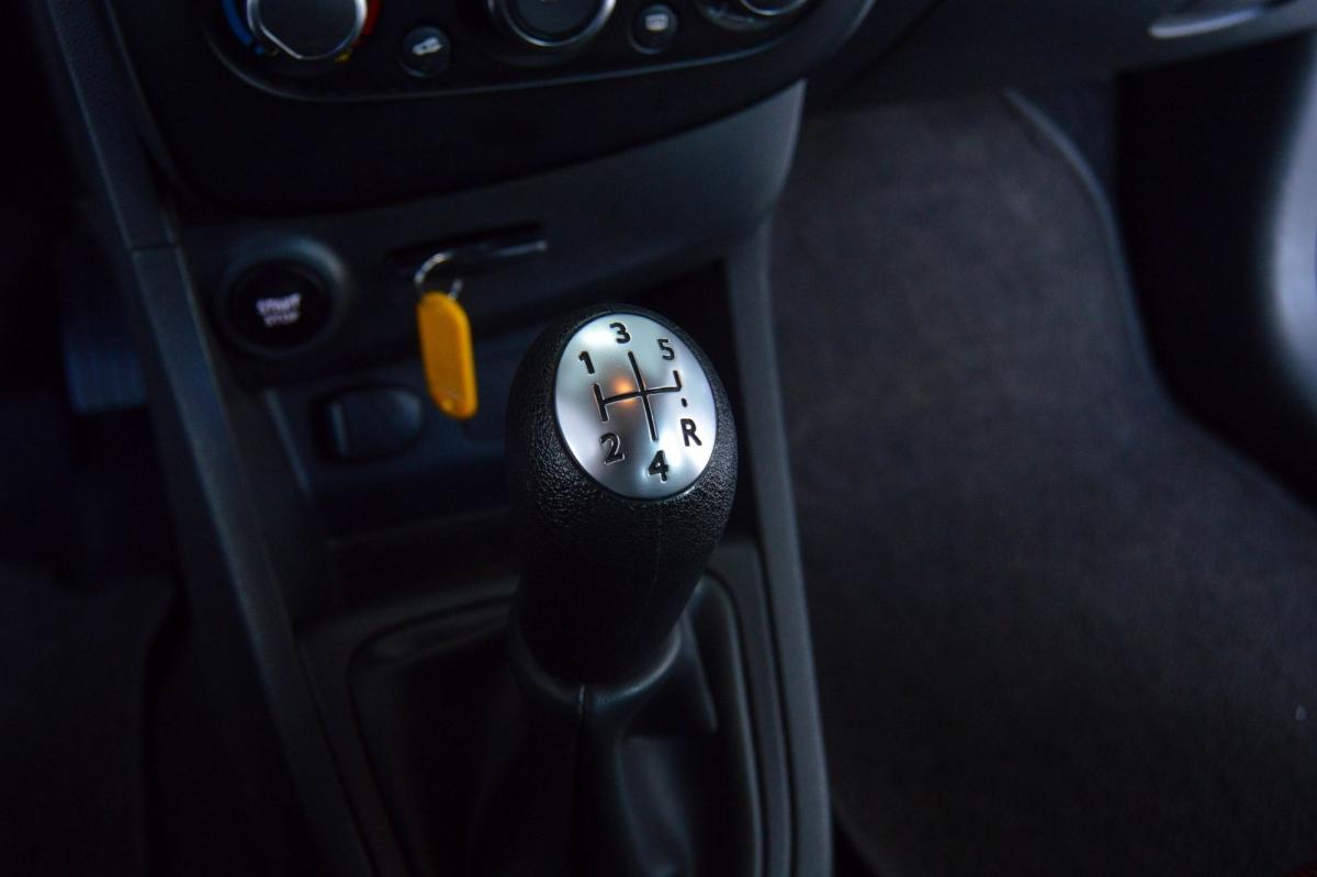 renault-clio-sport-tourer-2016-diesel-1461cc