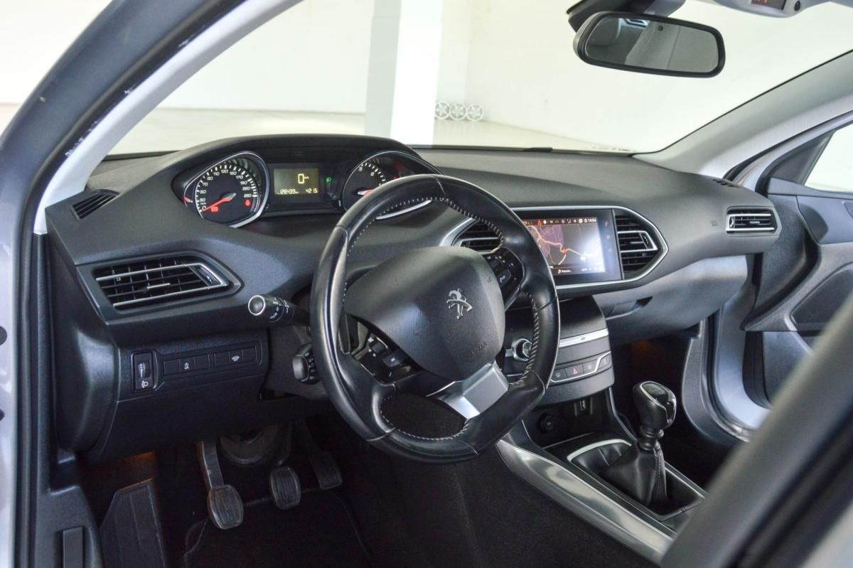 peugeot-308-sw-2020-diesel-1499cc
