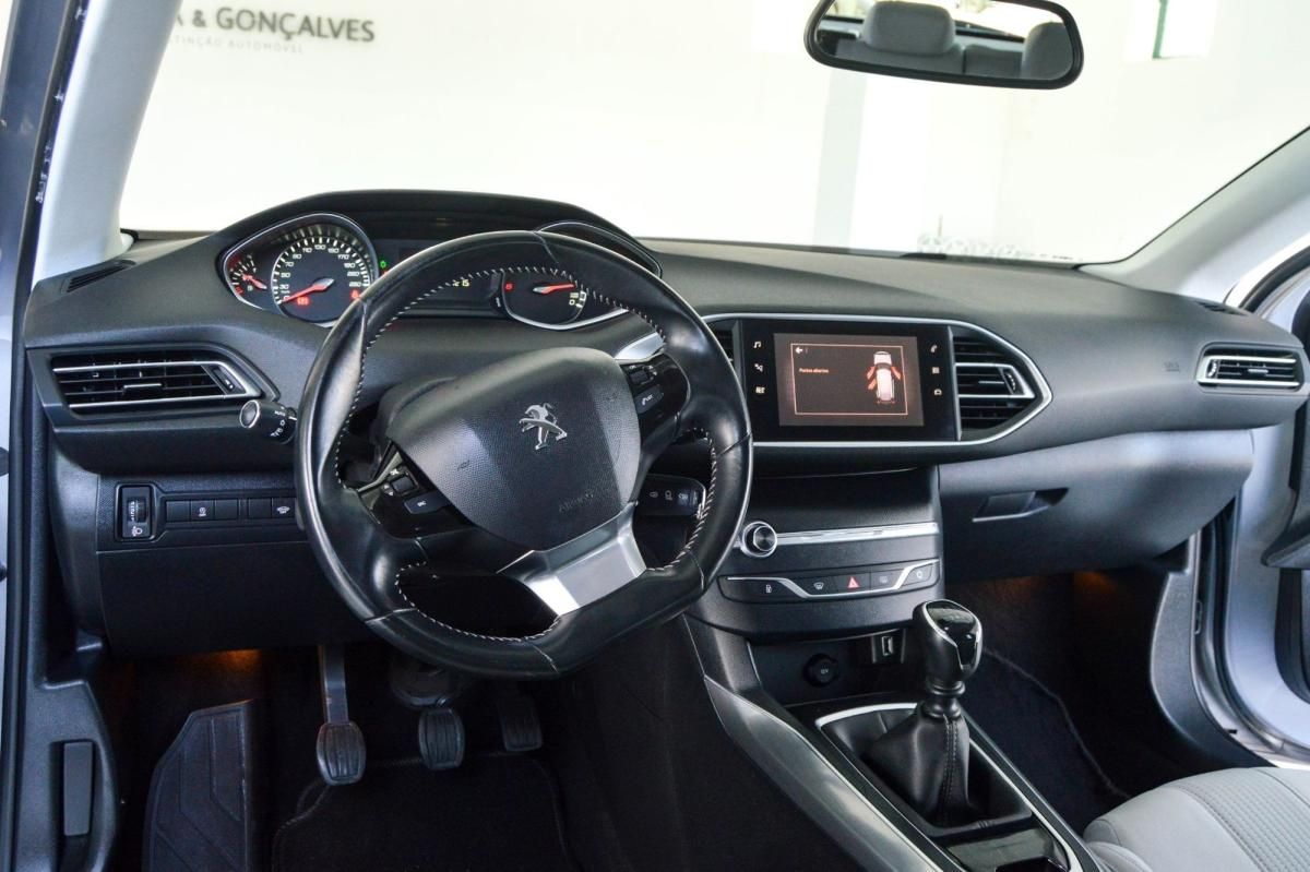 peugeot-308-sw-2020-diesel-1499cc