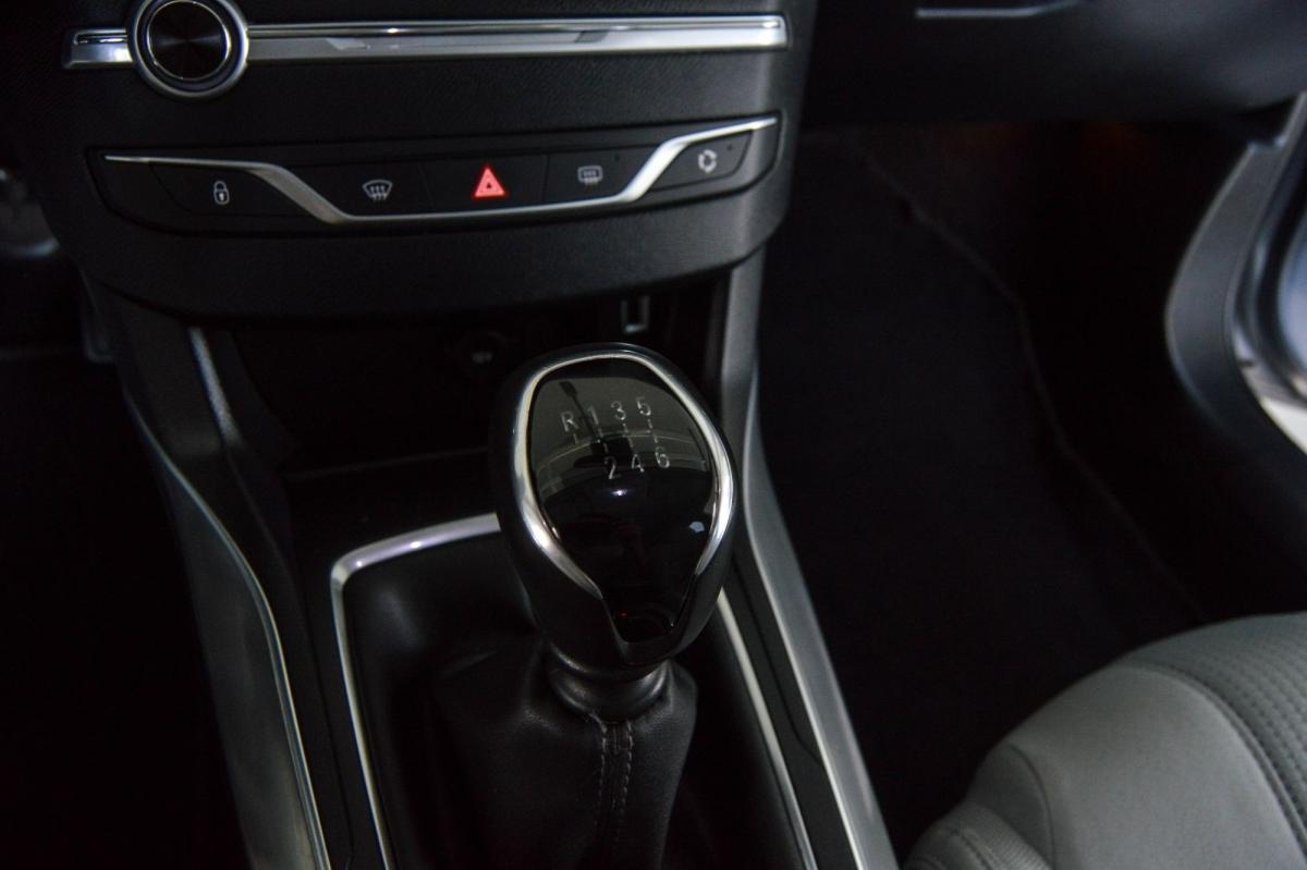 peugeot-308-sw-2020-diesel-1499cc