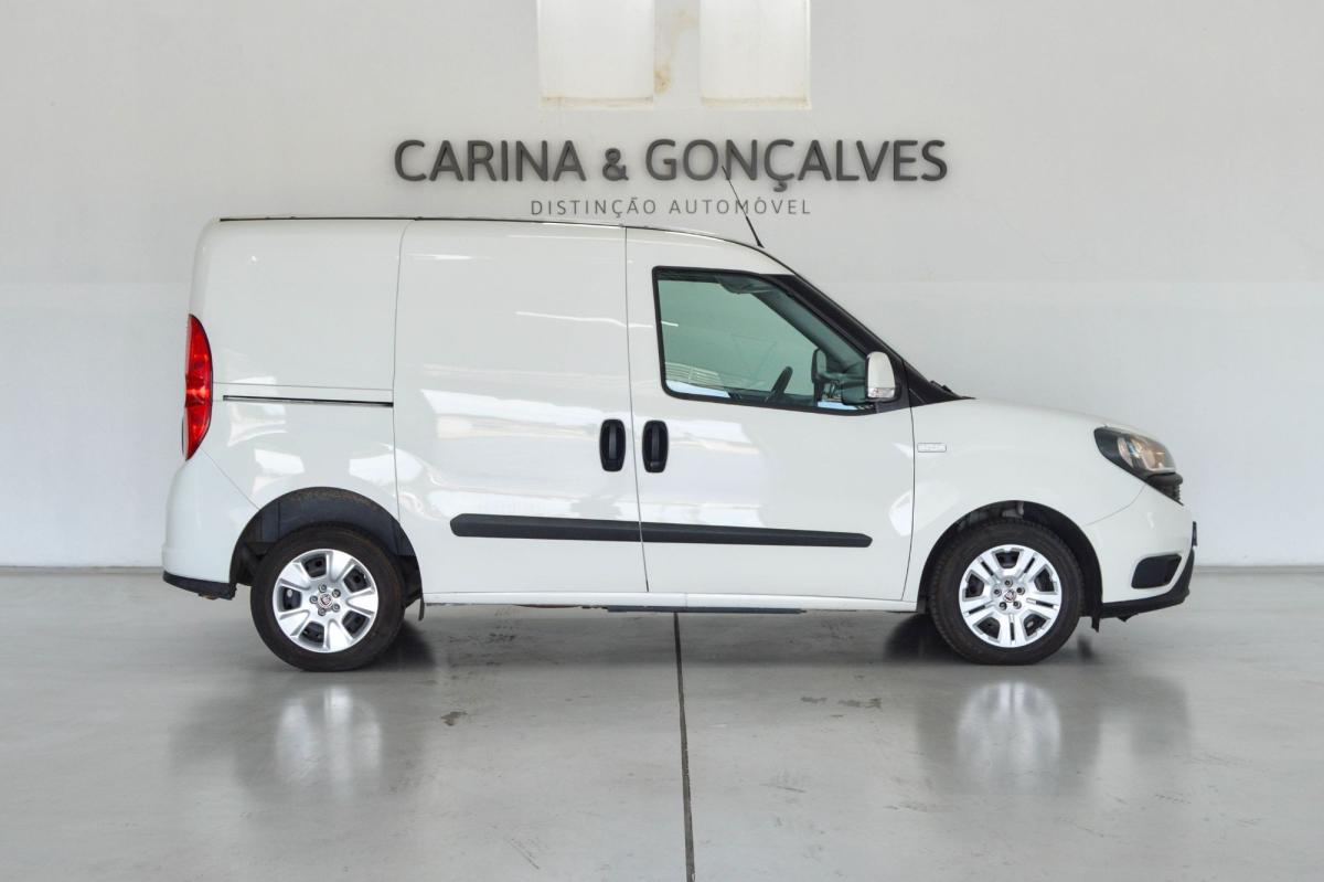 fiat-doblo-2022-diesel-1598cc