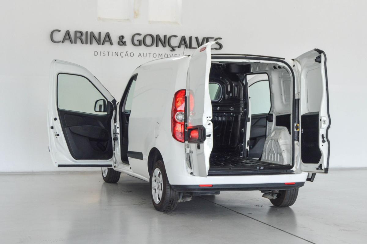 fiat-doblo-2022-diesel-1598cc