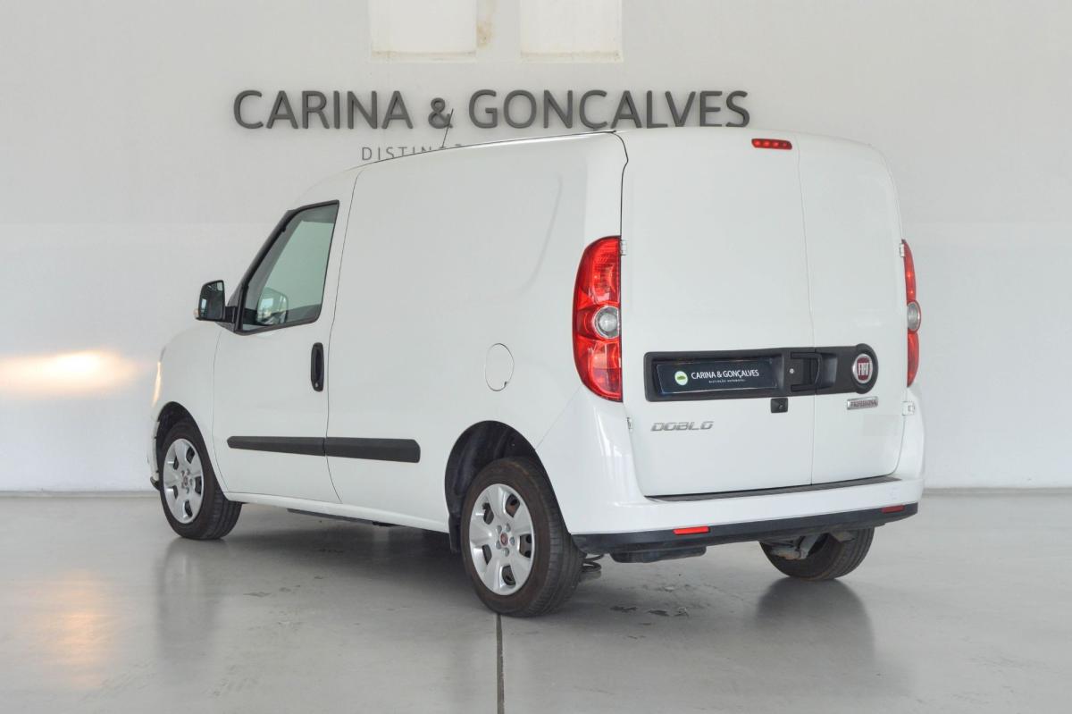 fiat-doblo-2022-diesel-1598cc