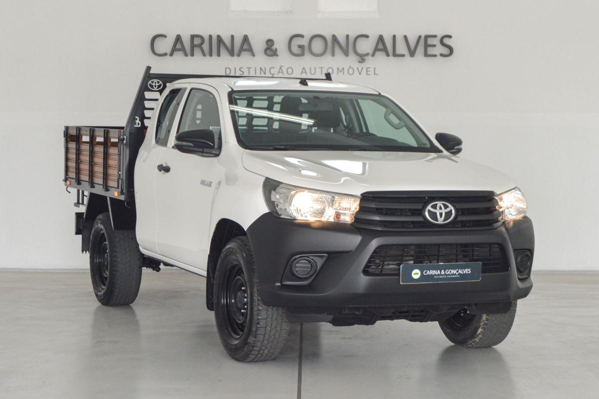 toyota-hilux-2018-diesel-2393cc
