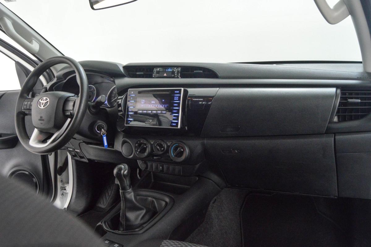 toyota-hilux-2018-diesel-2393cc